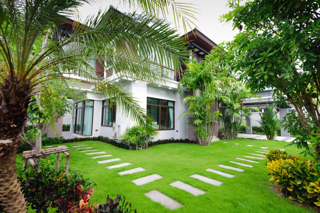 How Villas with Garden Spaces Are Redefining City Living