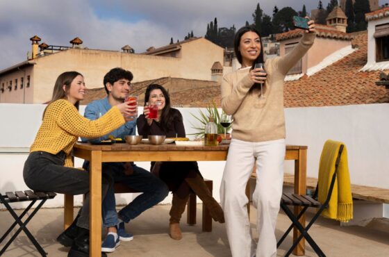 The Social Blueprint of Villa Living: How Community Design Shapes Friendships