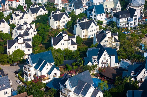 Why Are Buyers Choosing Low-Density Villa Communities Over Crowded Developments?